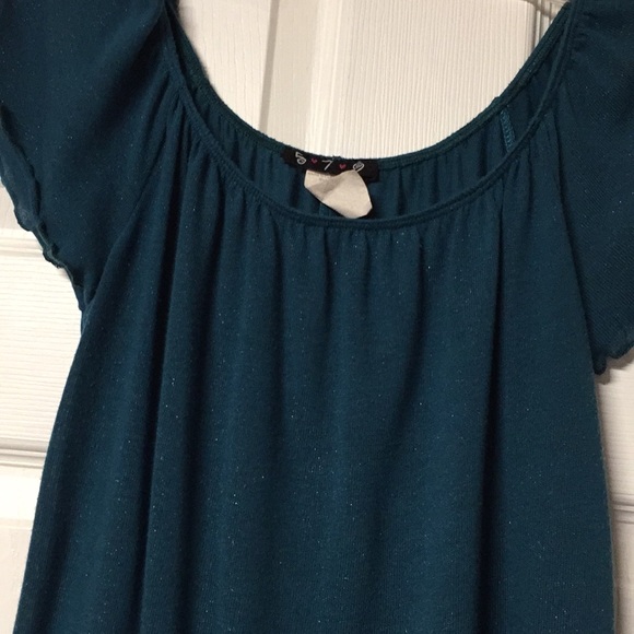 SOLD:✨FREE W/ A PURCHASE • Dark Blue Blouse - Picture 4 of 4